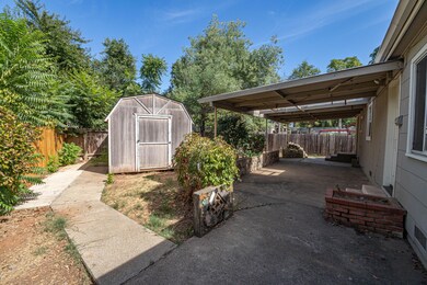 2493 Waldon St, Redding, CA 96001 - photo 2