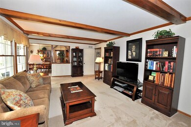 8 Preswick Dr, Medford, NJ 08055 - photo 5