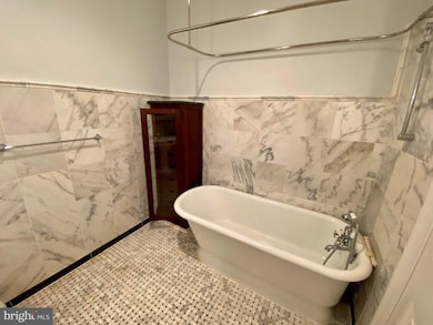 1208 Saint Paul St unit C, Baltimore, MD 21202 - photo 4