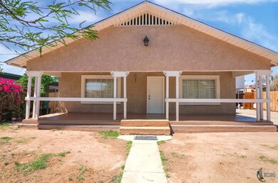 834 El Centro Ave, El Centro, CA 92243 - photo 2