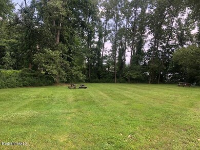 80 Maple Ave unit G, Great Barrington, MA 01230 - photo 2