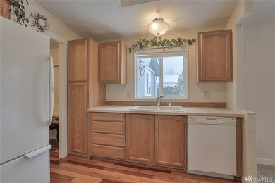 911 243rd St SW, Bothell, WA 98021 - photo 4
