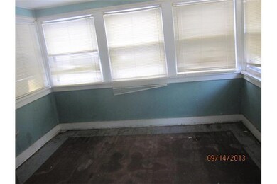 2337 E Grand Ave, Des Moines, IA 50317 - photo 5