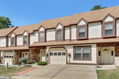 15 Lisa Ct Matawan NJ 07747-small-004-4-