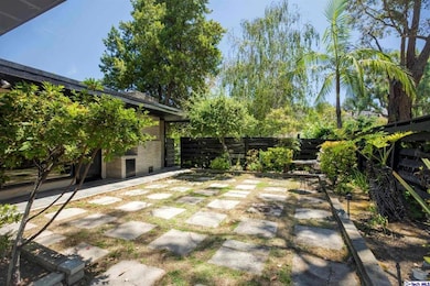 5155 Alhama Dr, Woodland Hills, CA 91364 - photo 4