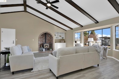 23701 Marsh Creek Rd, Brentwood, CA 94513 - photo 5