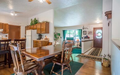 379 Hardman Dr, Howell, MI 48843 - photo 6