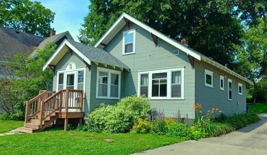 705 N Broadway, Fergus Falls, MN 56537 - photo 2