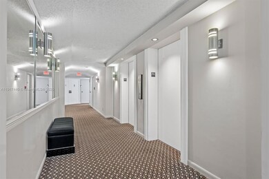 The Consulate unit 2205, West Palm Beach, FL 33401 - photo 3