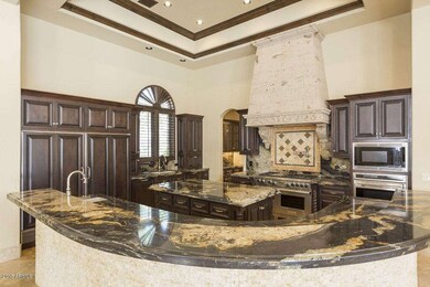 05Kitchen