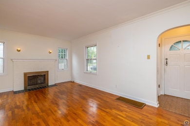 1107 SW Wayne Ave, Topeka, KS 66604 - photo 3