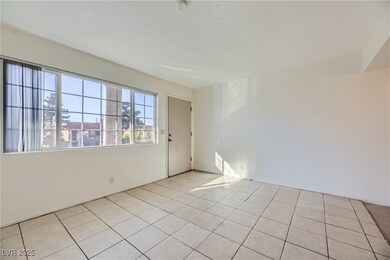 3604 Thomas Ave unit 4, North Las Vegas, NV 89030 - photo 4