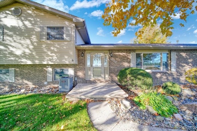 10100 Rouget Rd, Blissfield, MI 49228 - photo 2