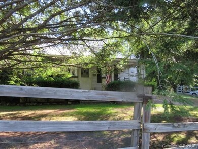 2949 Prices Creek Rd, Burnsville, NC 28714 - photo 5