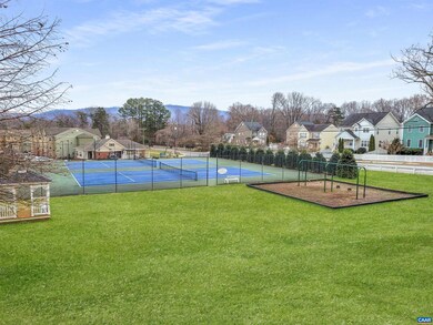 1518 Villa Terrace unit C, Charlottesville, VA 22903 - photo 4