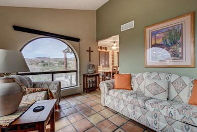 Formal Living / Foyer