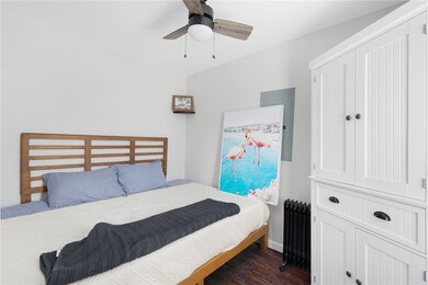 66 Knowlesway unit Upper unit, Narragansett, RI 02882 - photo 5