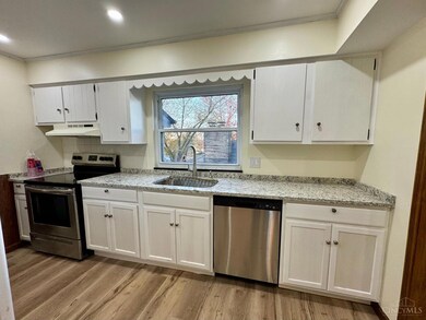 611 Aberdeen Dr, Middletown, OH 45042 - photo 7