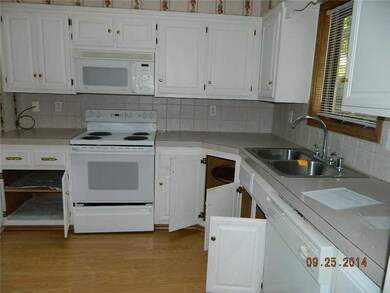 75 Davis Cir, Bella Vista, AR 72715 - photo 3