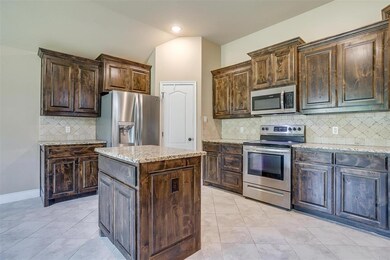 160 Cottongame Dr, Weatherford, TX 76088 - photo 7