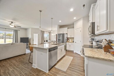 9135 Monteagle Blvd, Owens Cross Roads, AL 35763 - photo 5