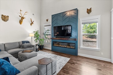 10-1383 Carrington Way-8