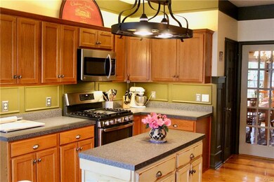 1159 Wheaton Dr, Bethlehem, PA 18017 - photo 3