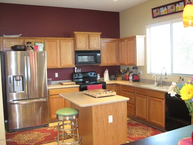 Nice bright Kitchen