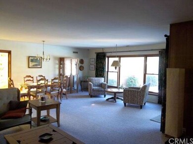 Spacious and sunny living room