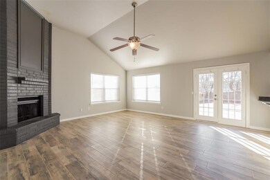 1612 NE 8th St, Moore, OK 73160 - photo 6