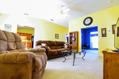 325 Egan Dr - 8