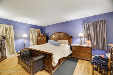 1977 Horseshoe Bend, Tobyhanna, PA 18466 - photo 4