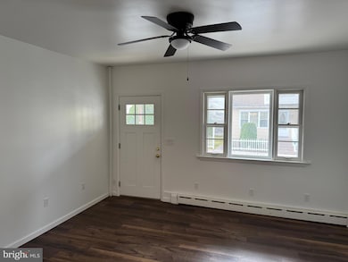 26 Main St, Middleport, PA 17953 - photo 4