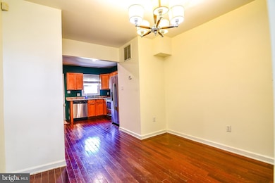 324 W 29th St, Baltimore, MD 21211 - photo 6