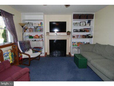 651 Lincoln St, Shoemakersville, PA 19555 - photo 3