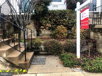 13906 Preacher Chapman Place, Centreville, VA 20121 - photo 3