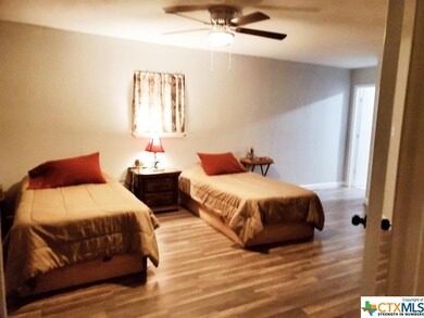 1010 Little Elm Loop, Temple, TX 76501 - photo 6