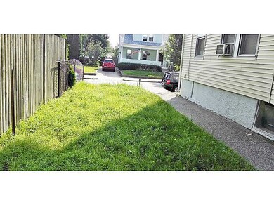 63 Brewster St, Pawtucket, RI 02860 - photo 4