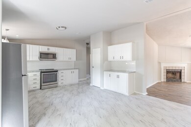 21631 County Road 37492, Cleveland, TX 77327 - photo 6