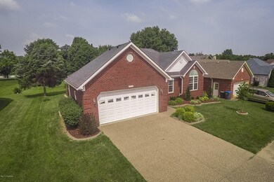 7312 Apple Mill Dr, Louisville, KY 40228 - photo 4
