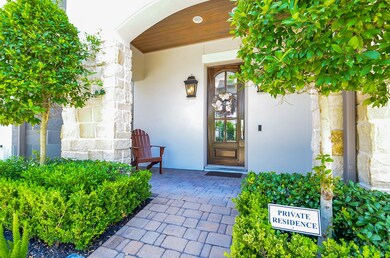 810 Remington Glade Dr, Houston, TX 77042 - photo 2