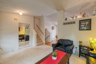 5827 Laporte Dr, Lansing, MI 48911 - photo 5