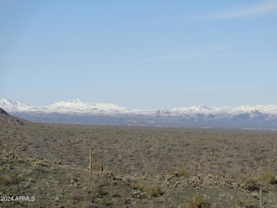 Rio Verde in Distance