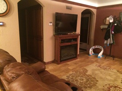 1301 n meade 19