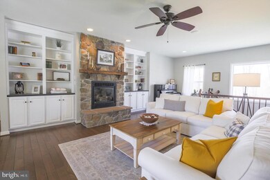 164 Salvo Way, Hedgesville, WV 25427 - photo 2