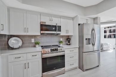 The Prado unit 637, West Palm Beach, FL 33401 - photo 2