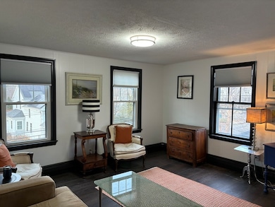 20 Pleasant St unit 3, Cohasset, MA 02025 - photo 4