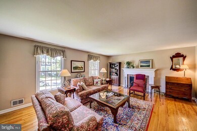 6724 Baron Rd, McLean, VA 22101 - photo 7