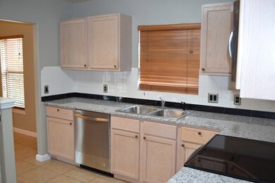 230 Green Oaks Loop, Fredericksburg, TX 78624 - photo 4