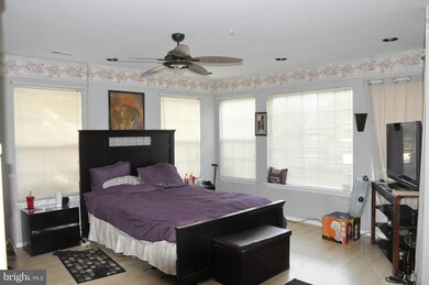 122 Penwick Cir, Frederick, MD 21702 - photo 4